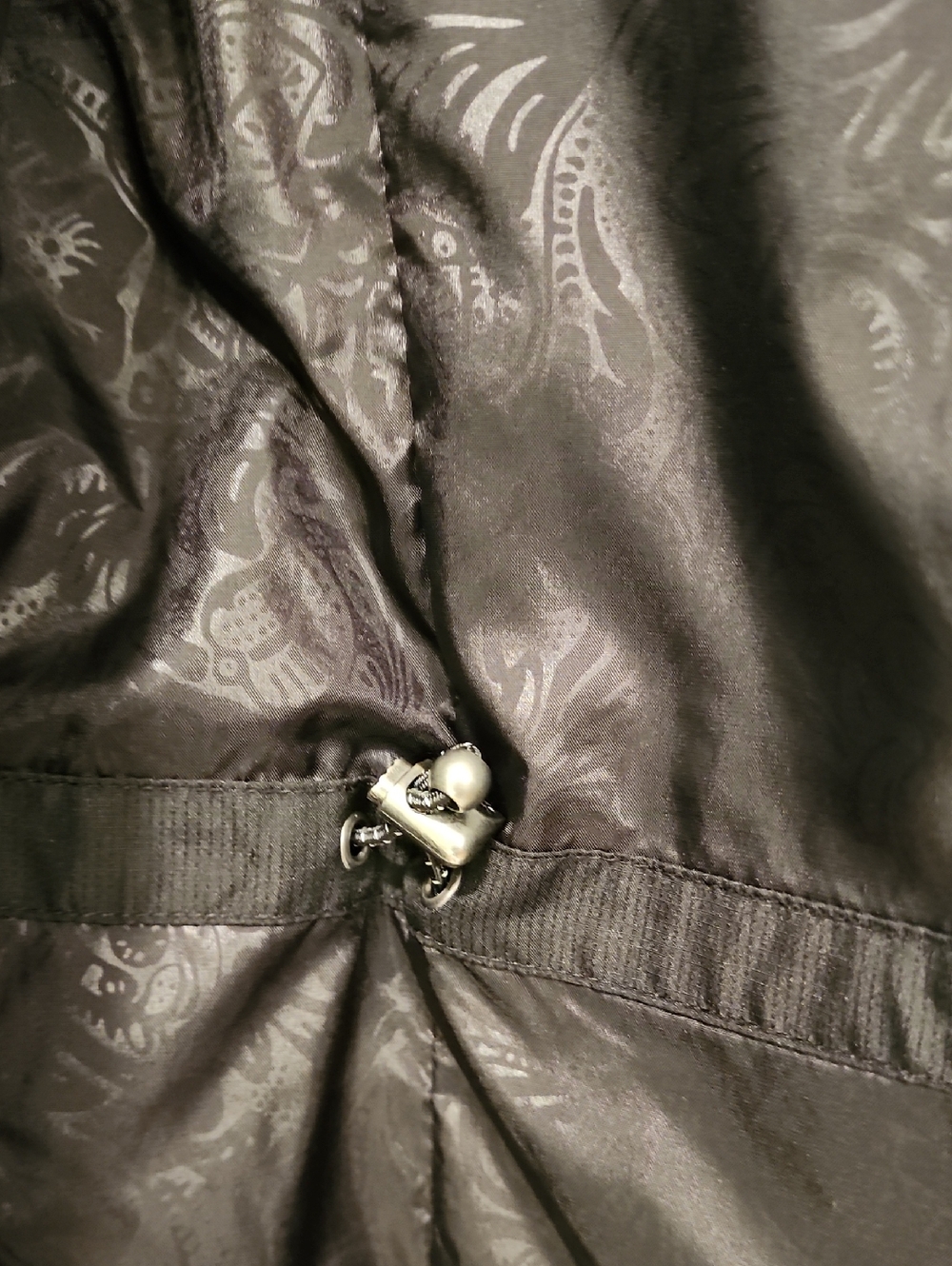 Ariat Crius Insulated Vest Black Wind & Water Protection Quilted Women's size XL - Picture 8 of 13